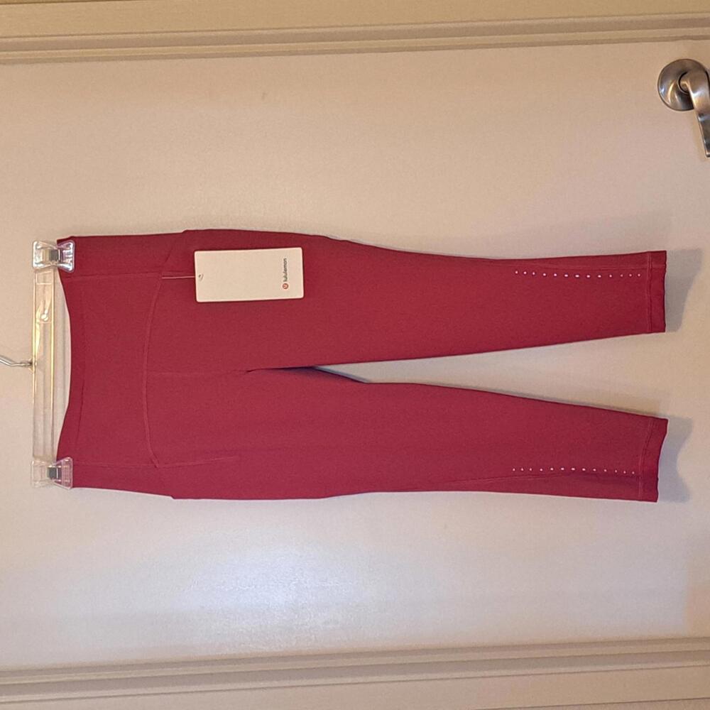 New! Lululemon Fast & Free HR 23" Wild Berry Leggings - Size 8 - Picture 3 of 7